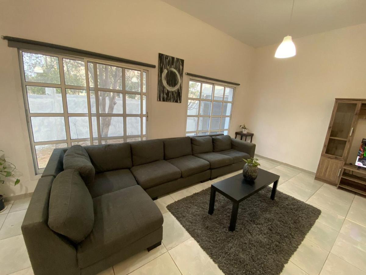 Comfortable Private Rooms In Compound Housing Dubai Exterior foto